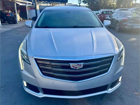 Used 2018 Cadillac XTS Luxury image 8