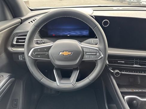 New 2026 Chevrolet Traverse LT FWD image 10