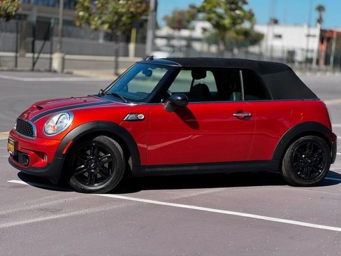 Used 2014 MINI Cooper S FWD image 18