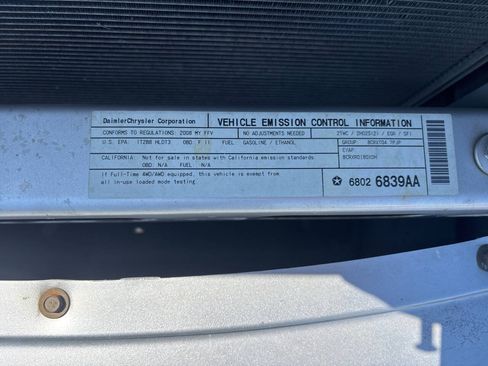 Used 2008 Dodge Dakota Laramie AWD/4WD image 24