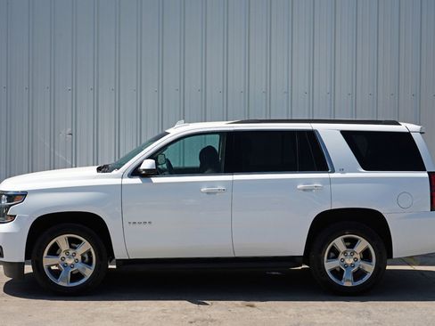 Used 2017 Chevrolet Tahoe LT w/ Luxury Package image 44