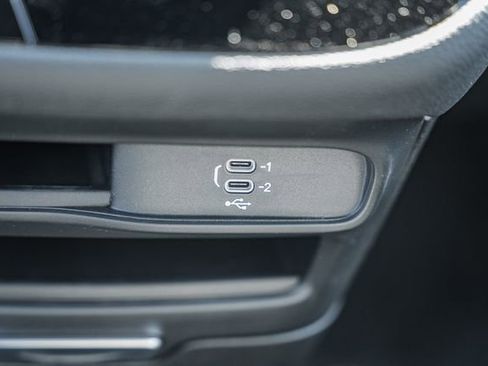 New 2026 Chrysler Pacifica Select image 31