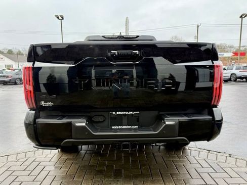 Used 2024 Toyota Tundra Platinum image 8