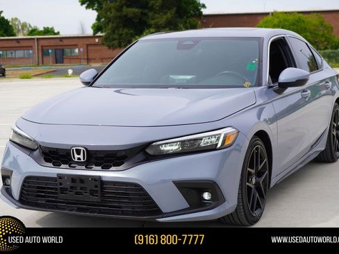 Used 2022 Honda Civic Sport Touring image 1