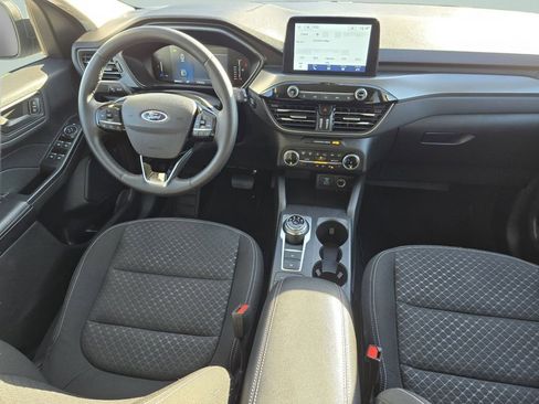 Used 2023 Ford Escape Active image 31