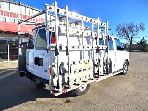 Used 2021 GMC Savana 2500 w/ Driver Convenience Package image 8