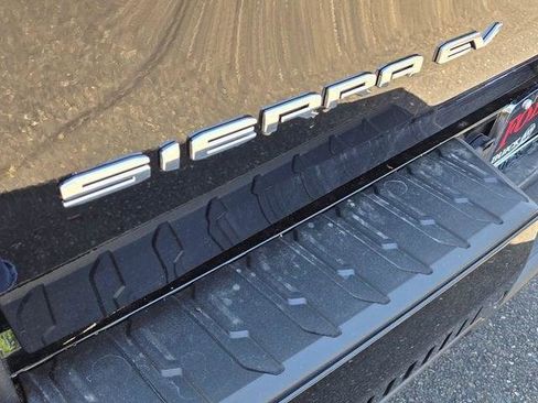 New 2026 GMC Sierra EV Elevation AWD/4WD image 6