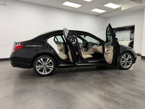 Used 2018 Mercedes-Benz C 300 C 300 4MATIC Sedan w/ Premium Package image 27