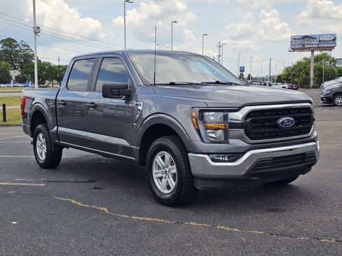 Used 2023 Ford F150 XLT w/ Trailer Tow Package AWD/4WD image 5