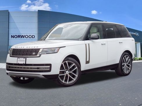 Used 2025 Land Rover Range Rover SE image 1