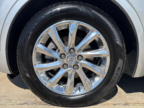 Used 2019 Buick Envision Essence FWD image 10