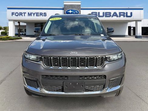 Used 2023 Jeep Grand Cherokee L Limited AWD/4WD image 9
