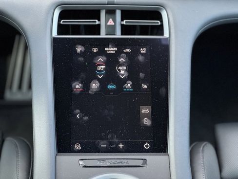 New 2025 Porsche Taycan 4S image 29