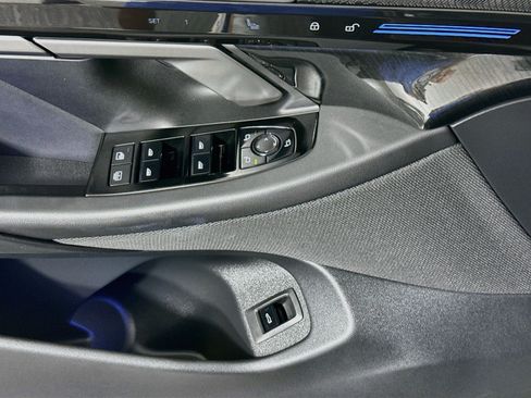 Used 2026 BMW 530i RWD image 24