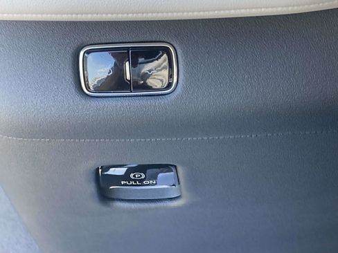 New 2025 Lincoln Navigator Reserve image 30