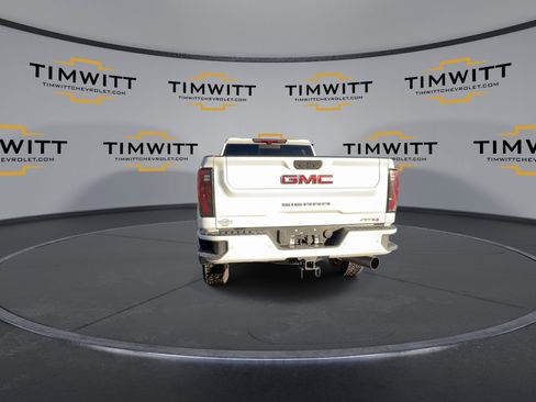 Used 2024 GMC Sierra 2500 AT4 w/ AT4 Premium Plus Package image 8