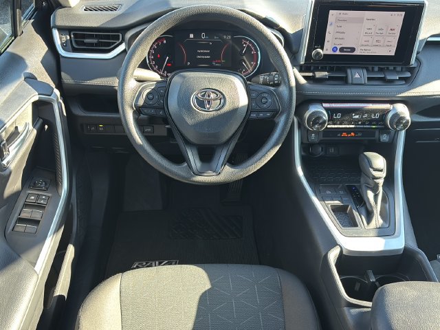 Used 2025 Toyota RAV4 XLE w/ Convenience Package FWD image 15