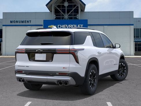 New 2027 Chevrolet Traverse Z71 w/ Enhanced Driving Package AWD/4WD image 4