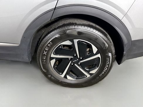 Used 2024 Kia Sportage LX image 33