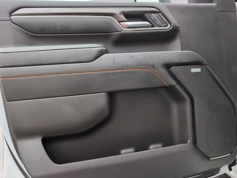 Used 2024 GMC Sierra 2500 AT4 w/ AT4 Premium Plus Package image 15