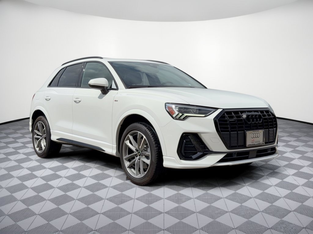 Certified 2024 Audi Q3 2.0T Premium w/ Convenience Package AWD/4WD image 7