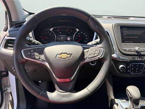 Used 2023 Chevrolet Equinox LT w/ Driver Convenience Package AWD/4WD image 16