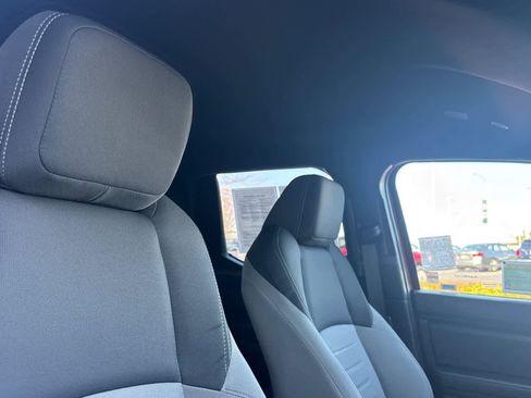 Certified 2025 Toyota Tacoma TRD Sport w/ TRD Sport Upgrade Package image 16