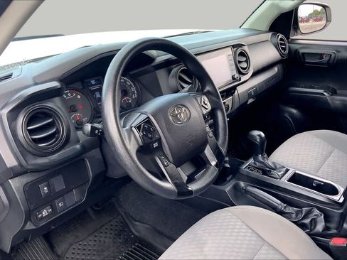 Used 2021 Toyota Tacoma SR AWD/4WD image 17
