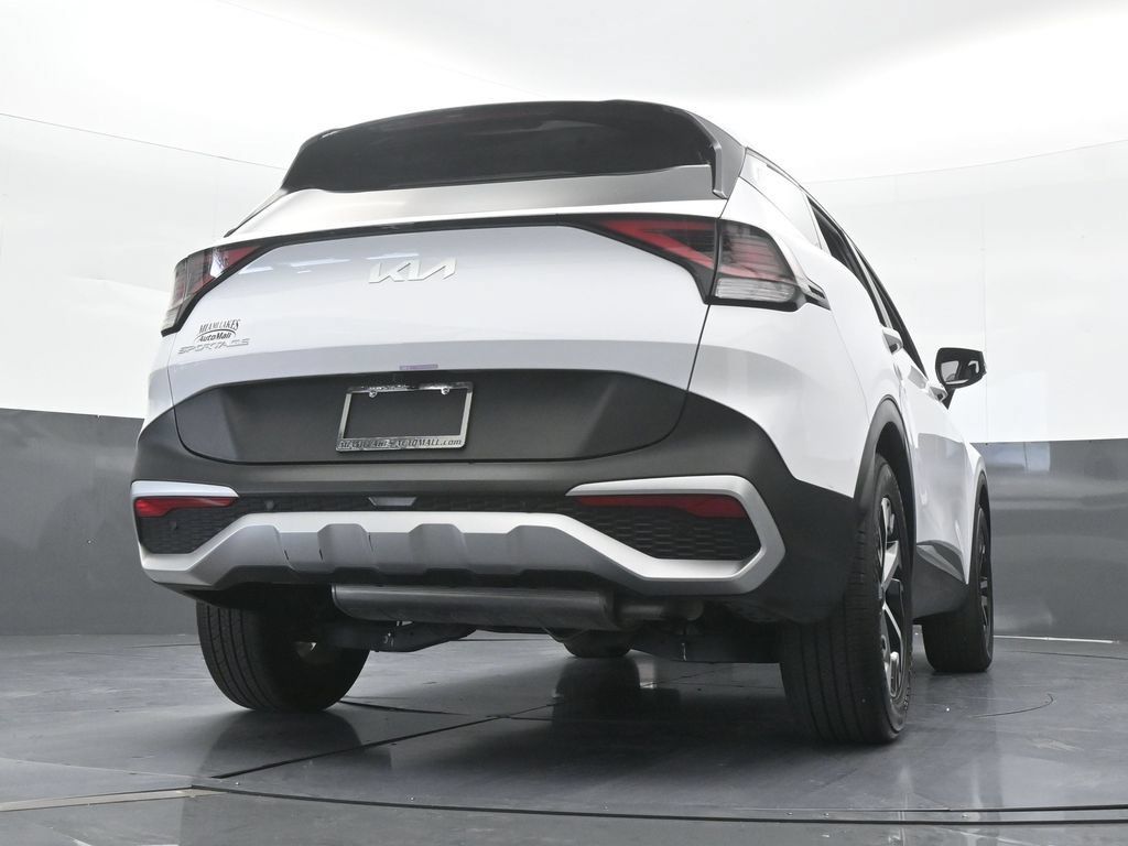 Used 2025 Kia Sportage EX FWD image 61