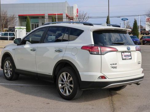 Used 2018 Toyota RAV4 Limited w/ Carpet Mat Package image 5