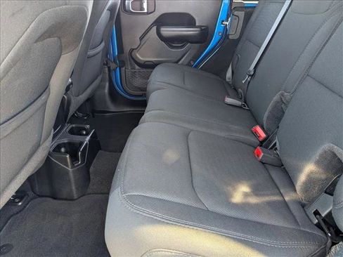 Used 2021 Jeep Wrangler Unlimited Sport image 17