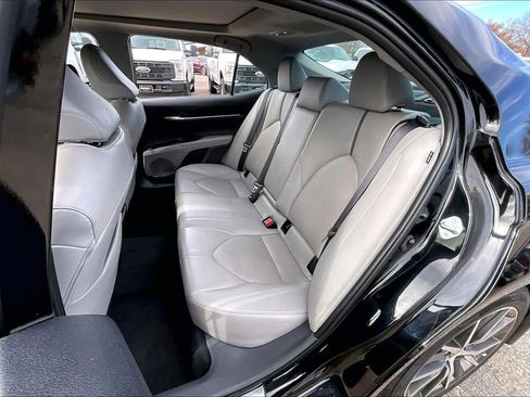 Used 2024 Toyota Camry XLE image 20