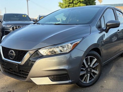 Used 2021 Nissan Versa SV FWD image 2