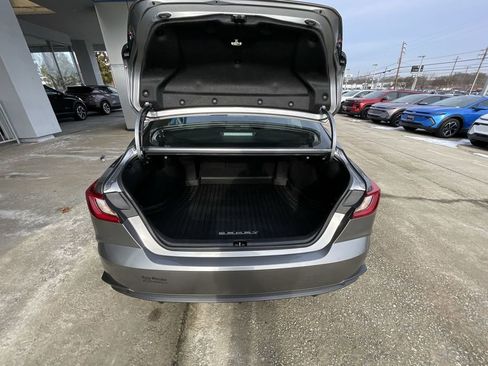 Used 2025 Toyota Camry SE w/ Multimedia Upgrade Package image 25