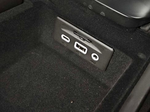 Certified 2023 Chevrolet Corvette Z06 image 31