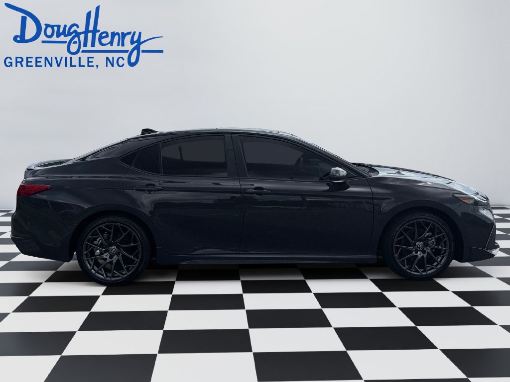 Used 2025 Toyota Camry XSE FWD image 6