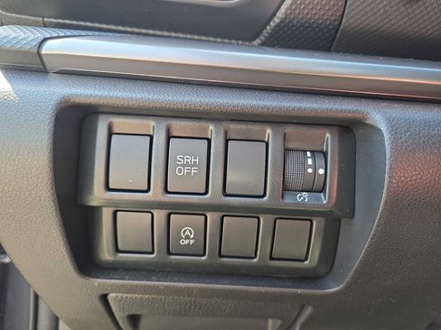 Used 2023 Subaru Forester Premium AWD/4WD image 22