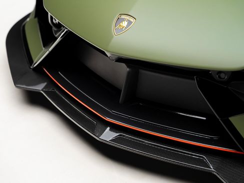 Used 2024 Lamborghini Revuelto AWD/4WD image 14
