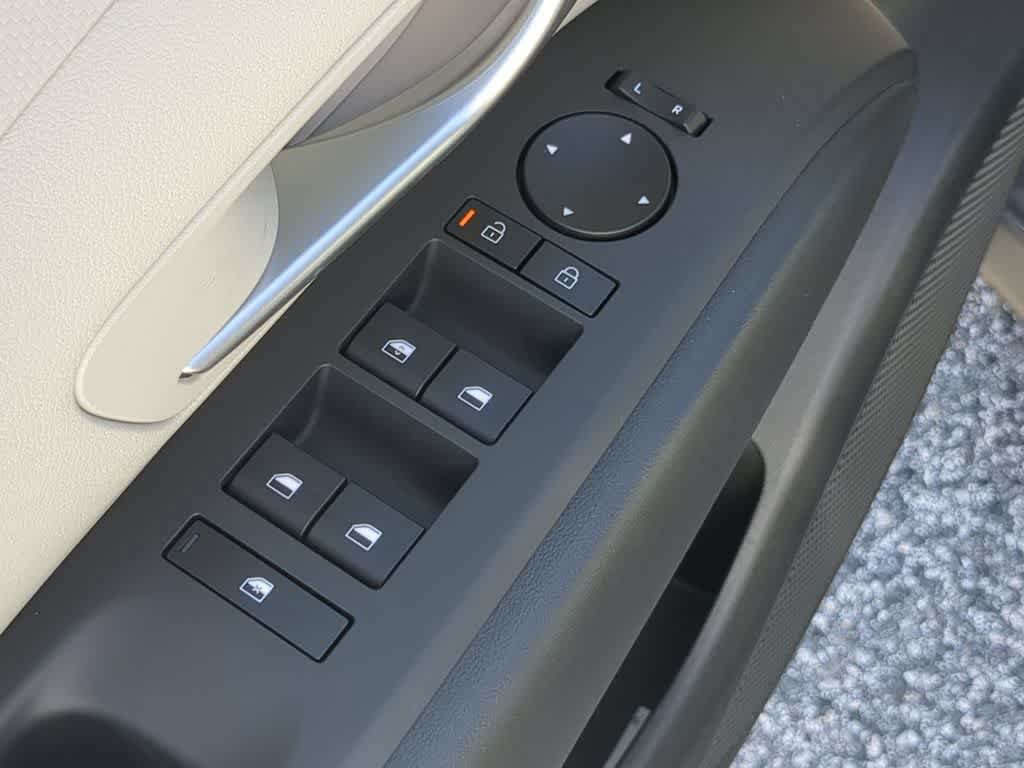 New 2026 Hyundai Tucson SE FWD image 18
