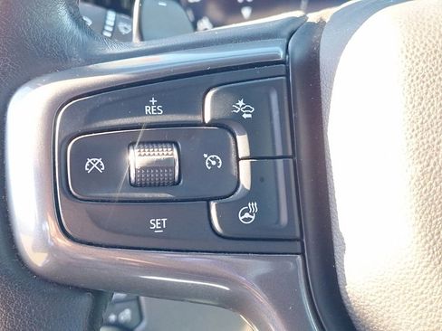 Used 2023 Chevrolet Silverado 1500 ZR2 image 35