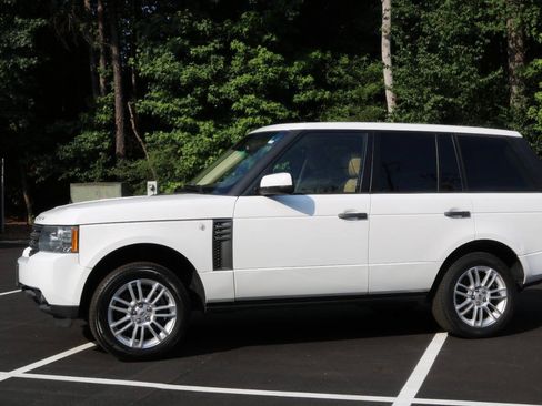 Used 2011 Land Rover Range Rover HSE AWD/4WD image 11