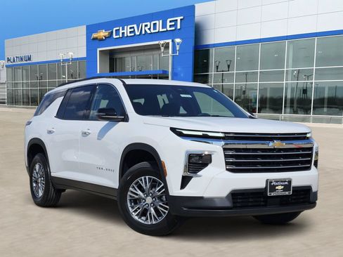 New 2027 Chevrolet Traverse LT FWD image 1