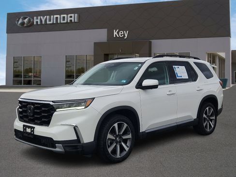 Used 2023 Honda Pilot Elite image 7