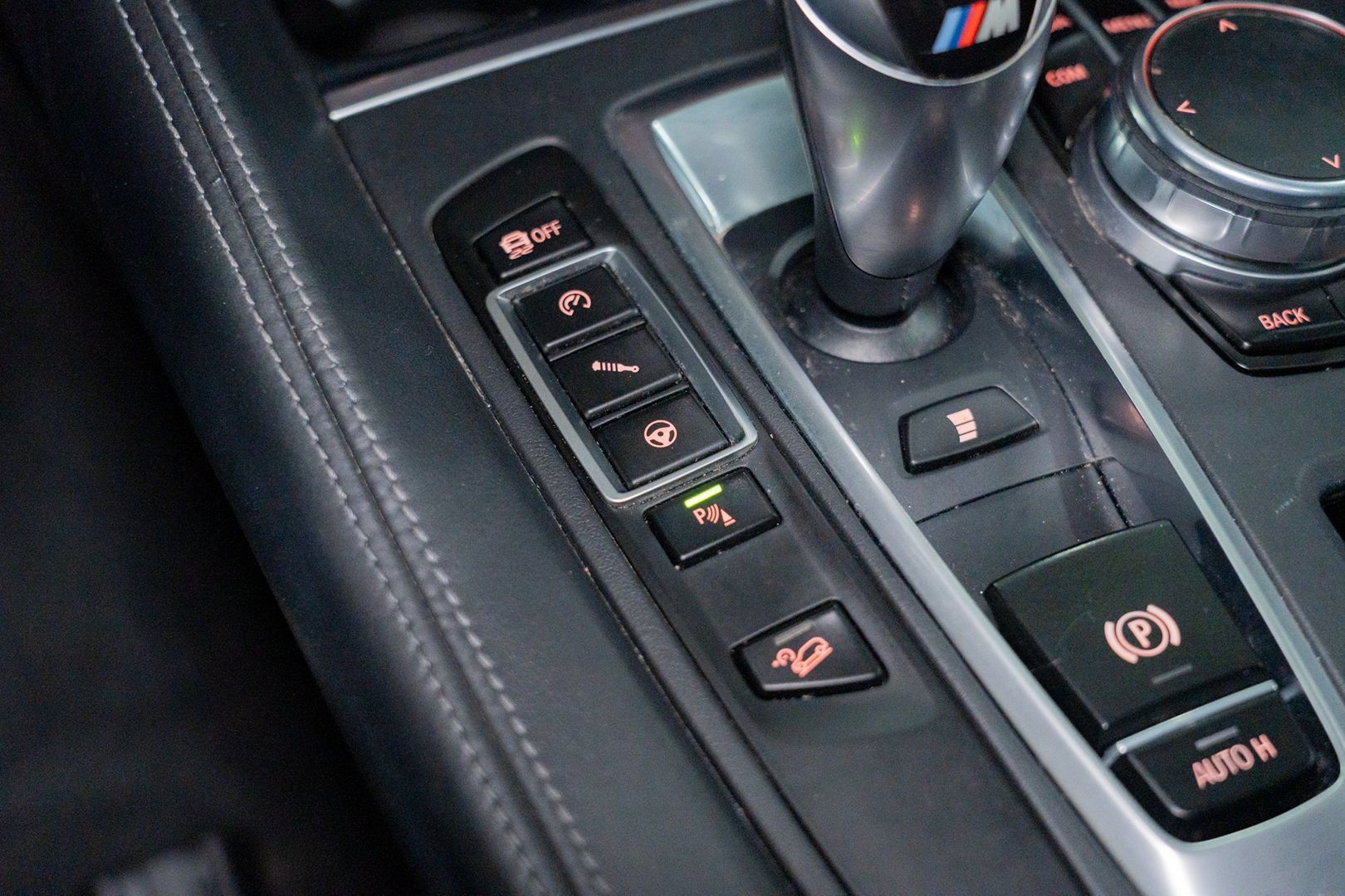 Used 2018 BMW X5 M AWD/4WD image 45