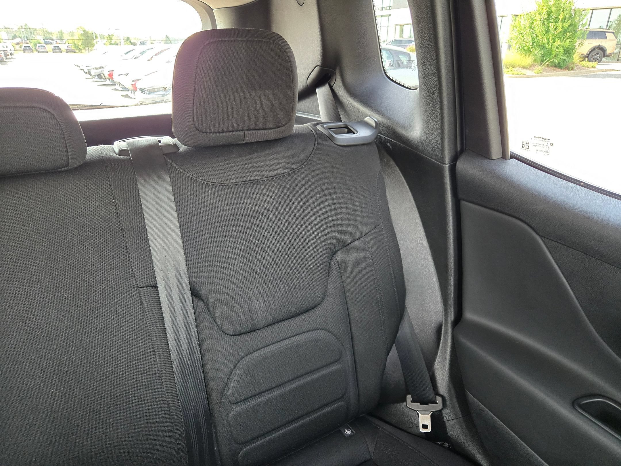 Used 2022 Jeep Renegade Latitude AWD/4WD image 14