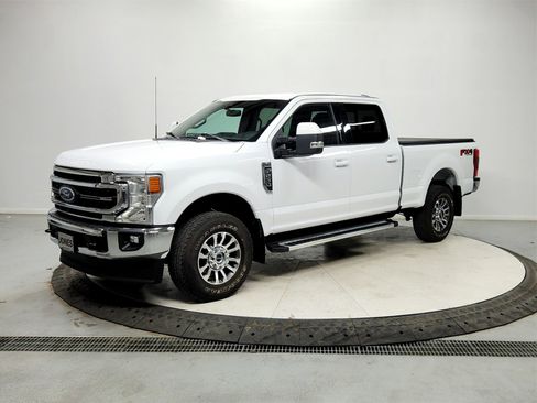 Used 2022 Ford F250 Lariat w/ Lariat Value Package image 3