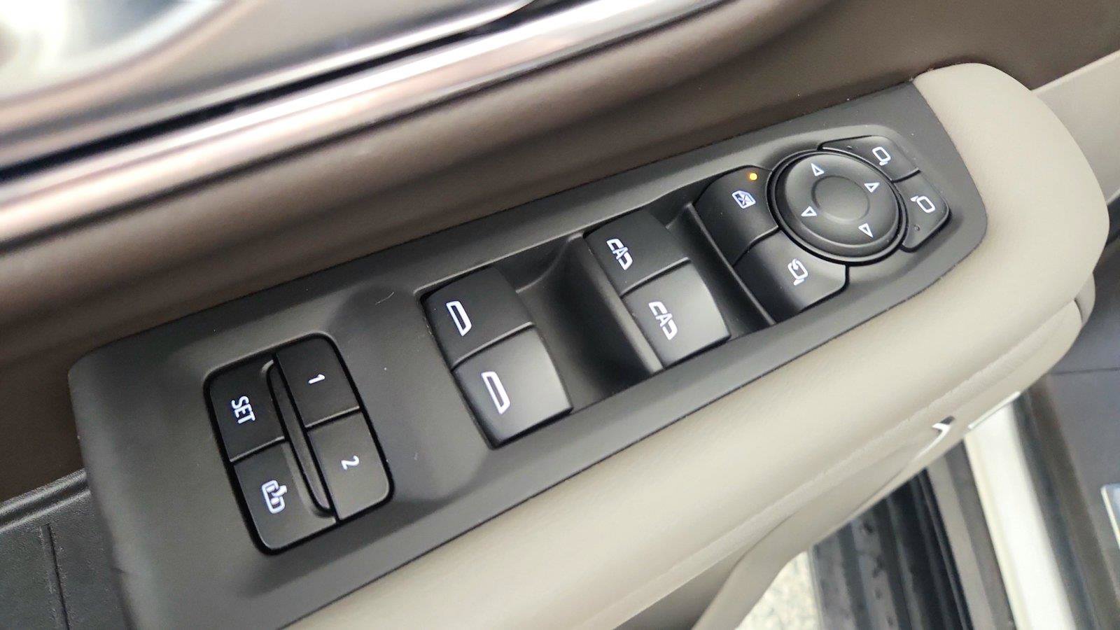 Used 2022 GMC Yukon SLT w/ SLT Premium Package AWD/4WD image 23