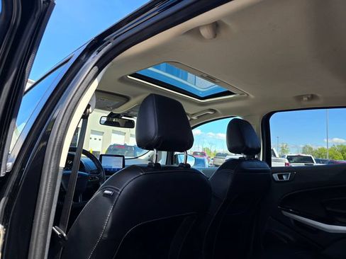 Used 2022 Ford EcoSport Titanium w/ Interior Protection Package AWD/4WD image 11