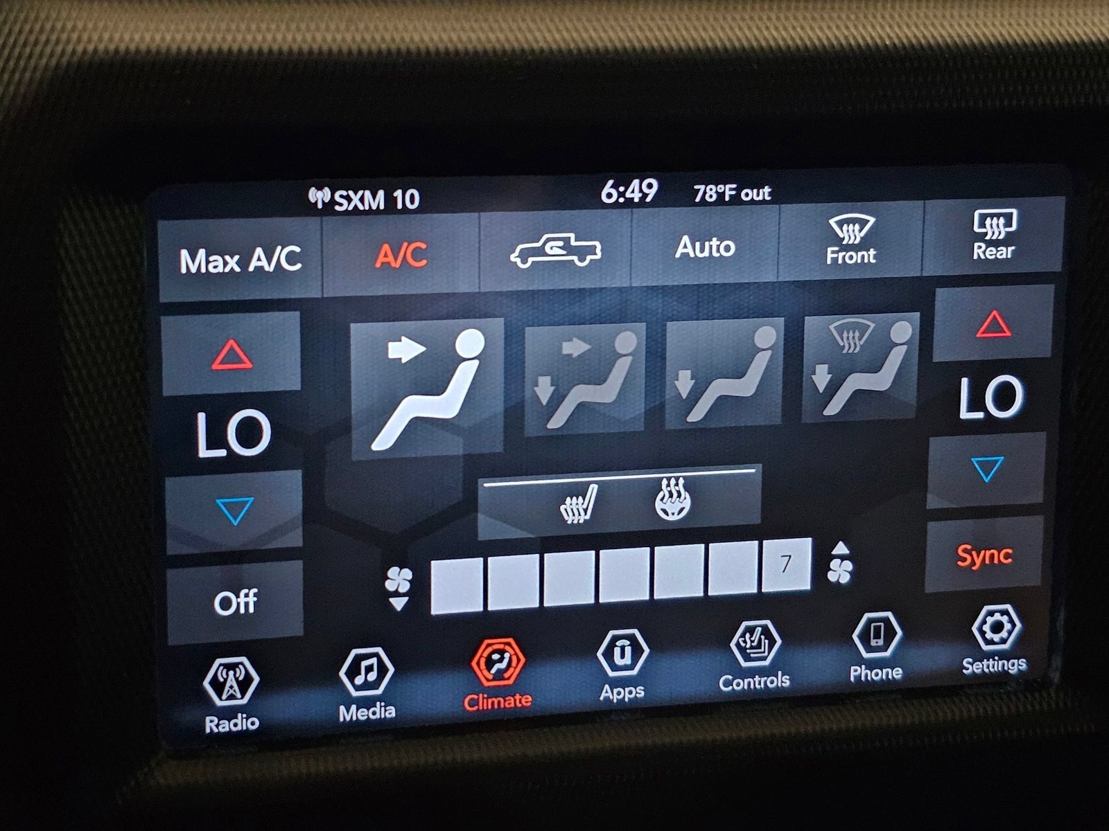 Used 2021 Jeep Gladiator Sport AWD/4WD image 15