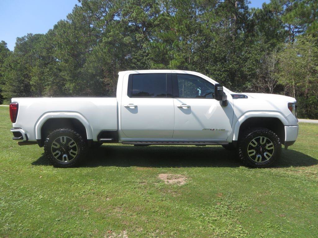 Used 2022 GMC Sierra 2500 AT4 w/ AT4 Premium Plus Package AWD/4WD image 5